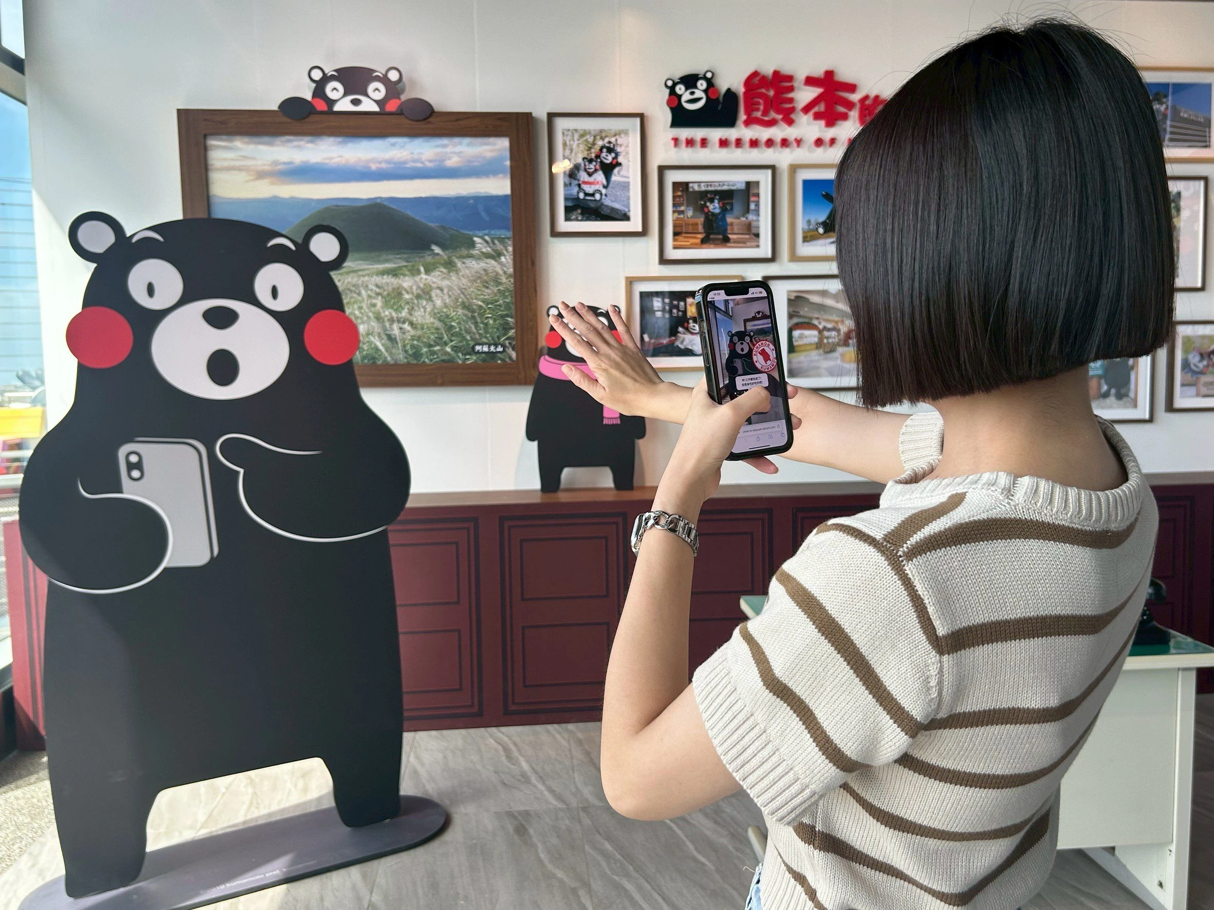 【探索熊本趣】熊本熊部長辦公室設置AR互動體驗，歡迎來桃園機場體驗萌熊旋風。