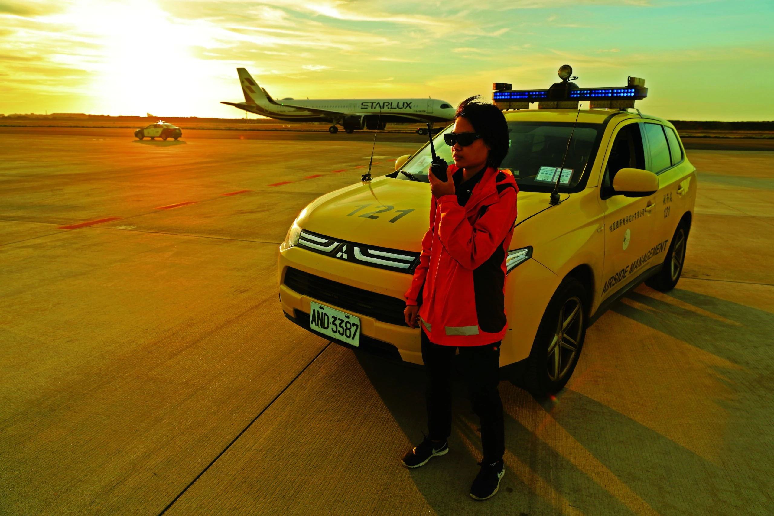 桃園機場招募新血起薪破8萬