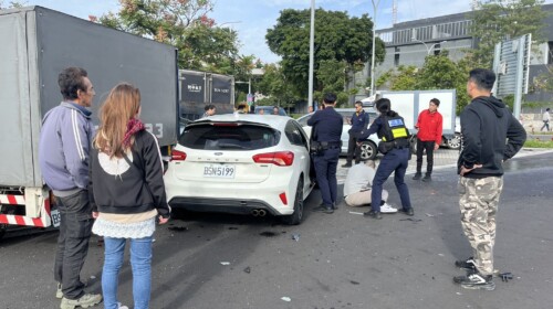 快訊／楊梅休息站重大事故！輔駕自撞波及5車共3人傷